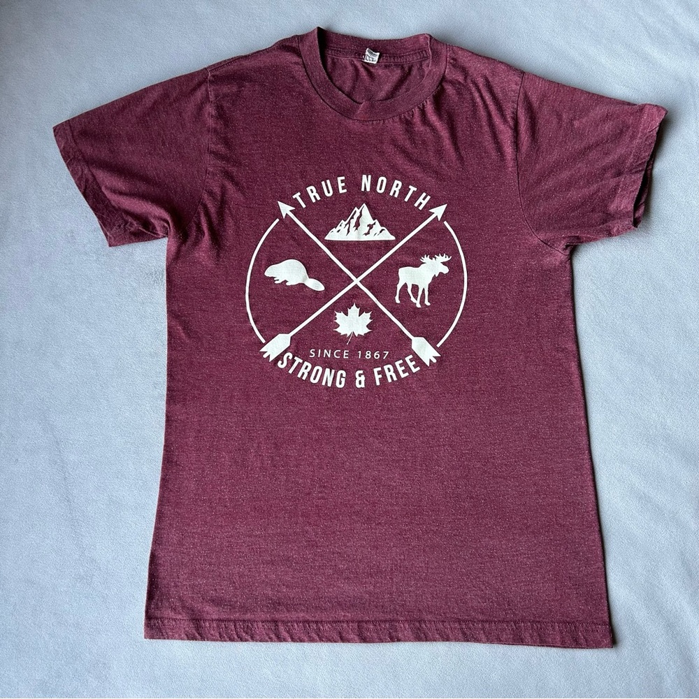 “True North Strong & Free” ~ Graphic Tee ~ Men’s Size Small